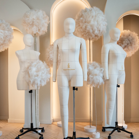 Soft tailor's mannequin torso for sewing